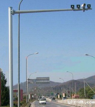 圆锥形道路交通电子警察杆件